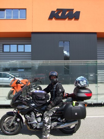 ktm 2.JPG